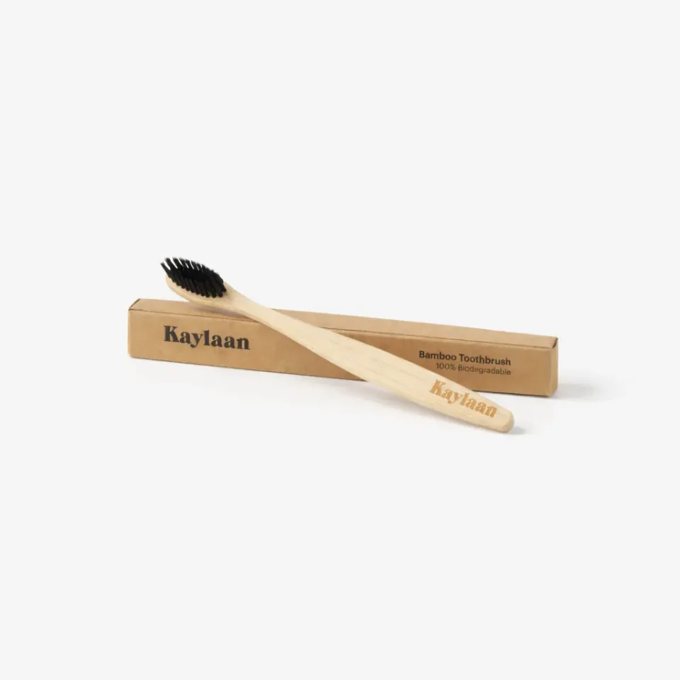 Kaylaan Organic Bamboo tandbørste 1 stk kul medium