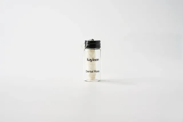 Kaylaan Eco-Friendly tandtråd plantebaseret glasbeholder